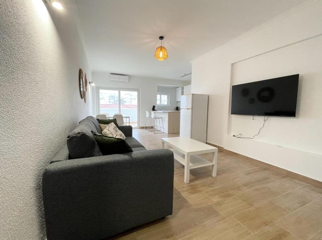 Albufeira Centre Apartment With Pool Bagian luar foto
