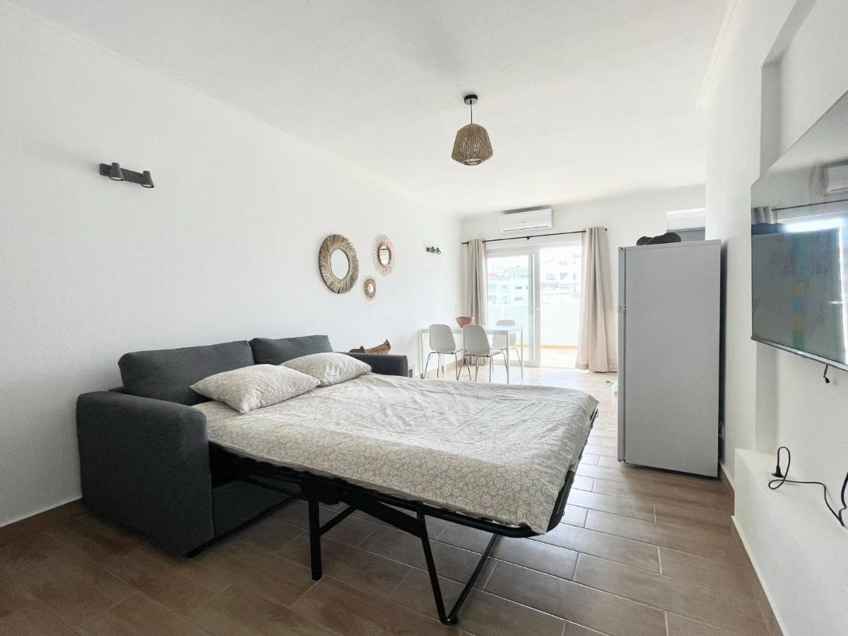 Albufeira Centre Apartment With Pool Bagian luar foto